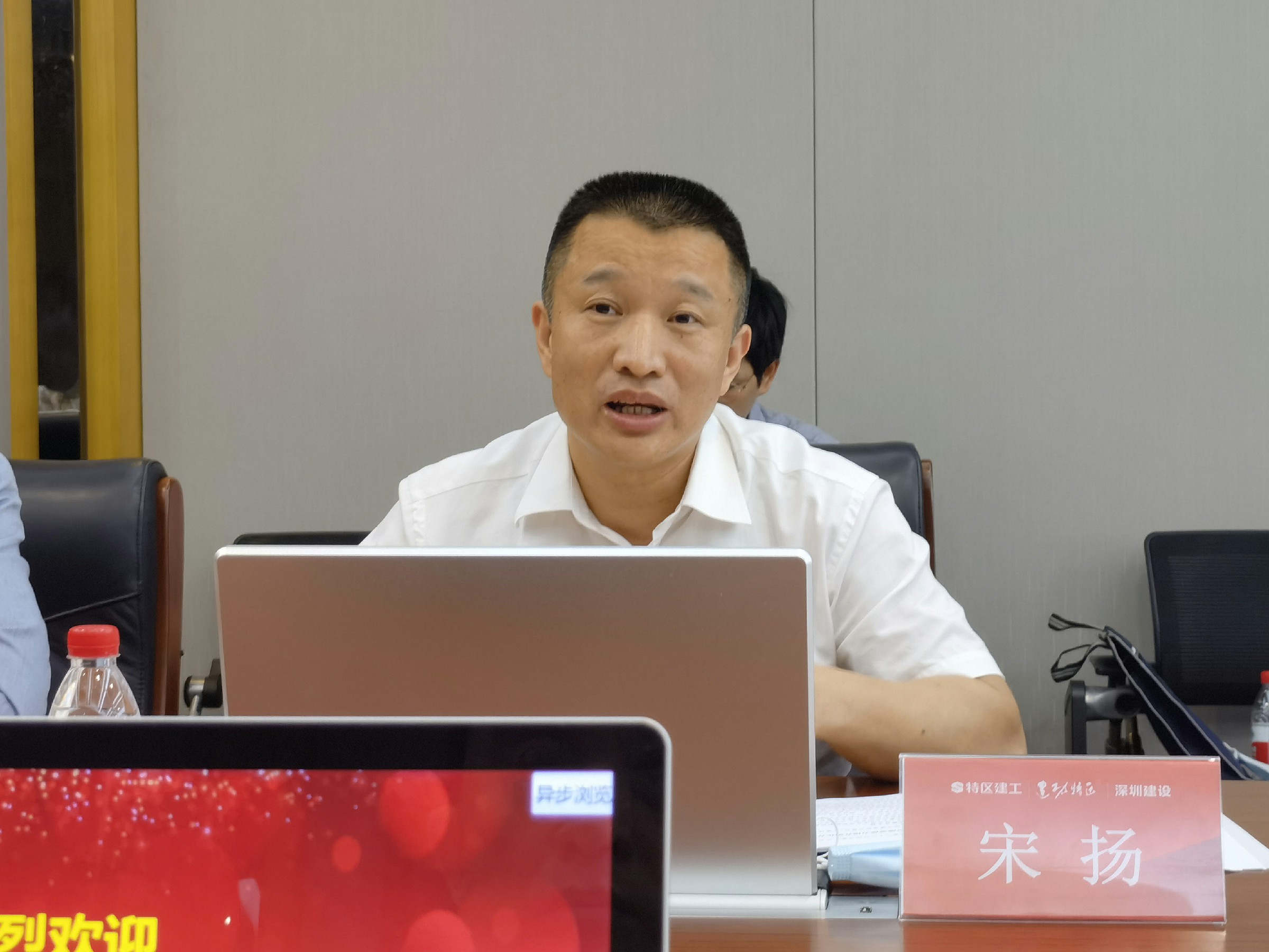 推女郎松果三点尽露视频