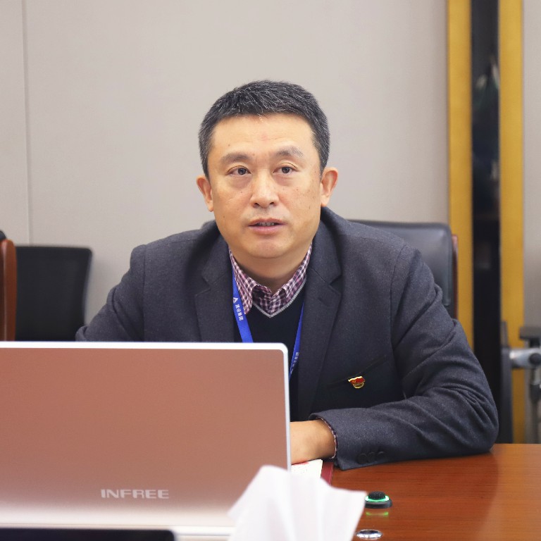 推女郎松果三点尽露视频