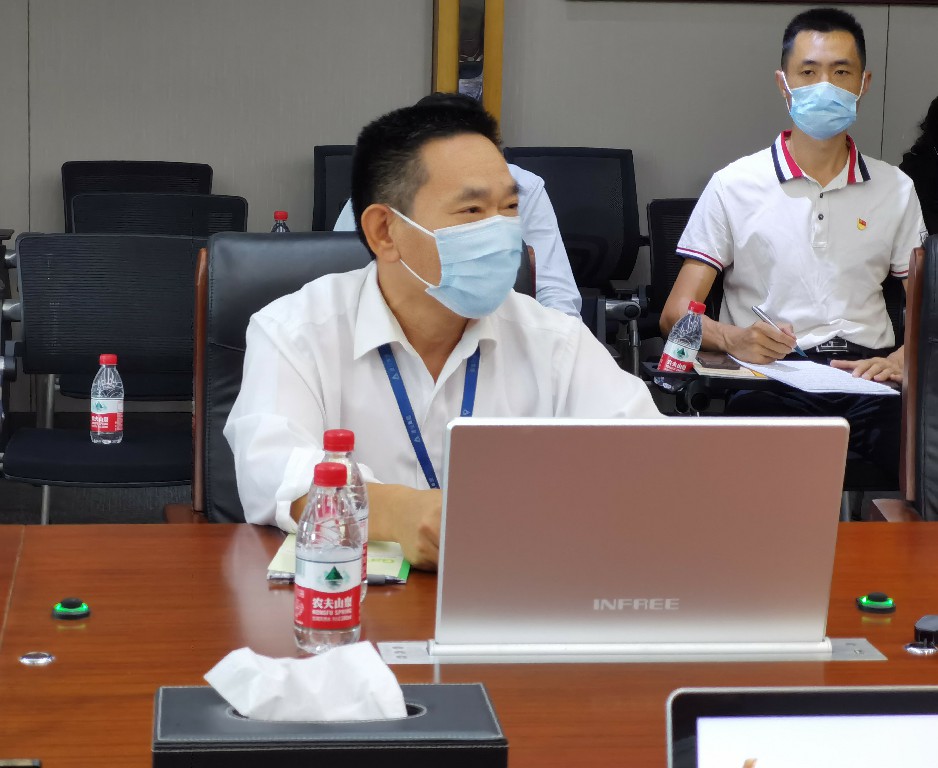 推女郎松果三点尽露视频