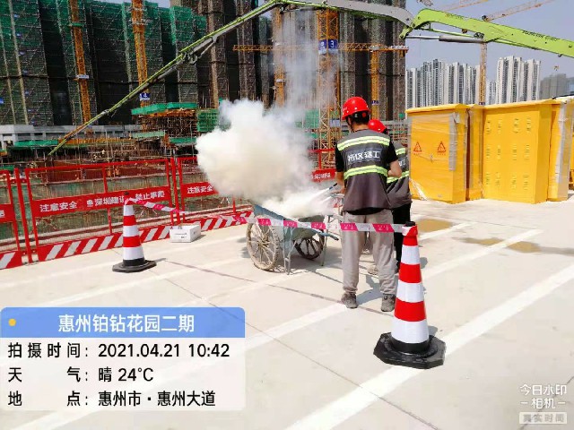 推女郎松果三点尽露视频