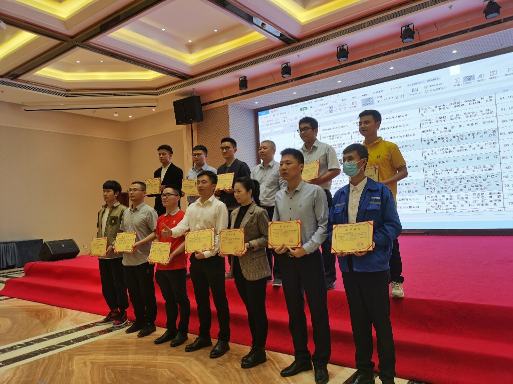 推女郎松果三点尽露视频