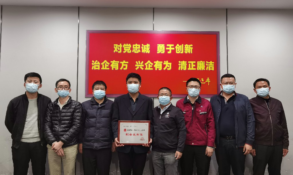 推女郎松果三点尽露视频