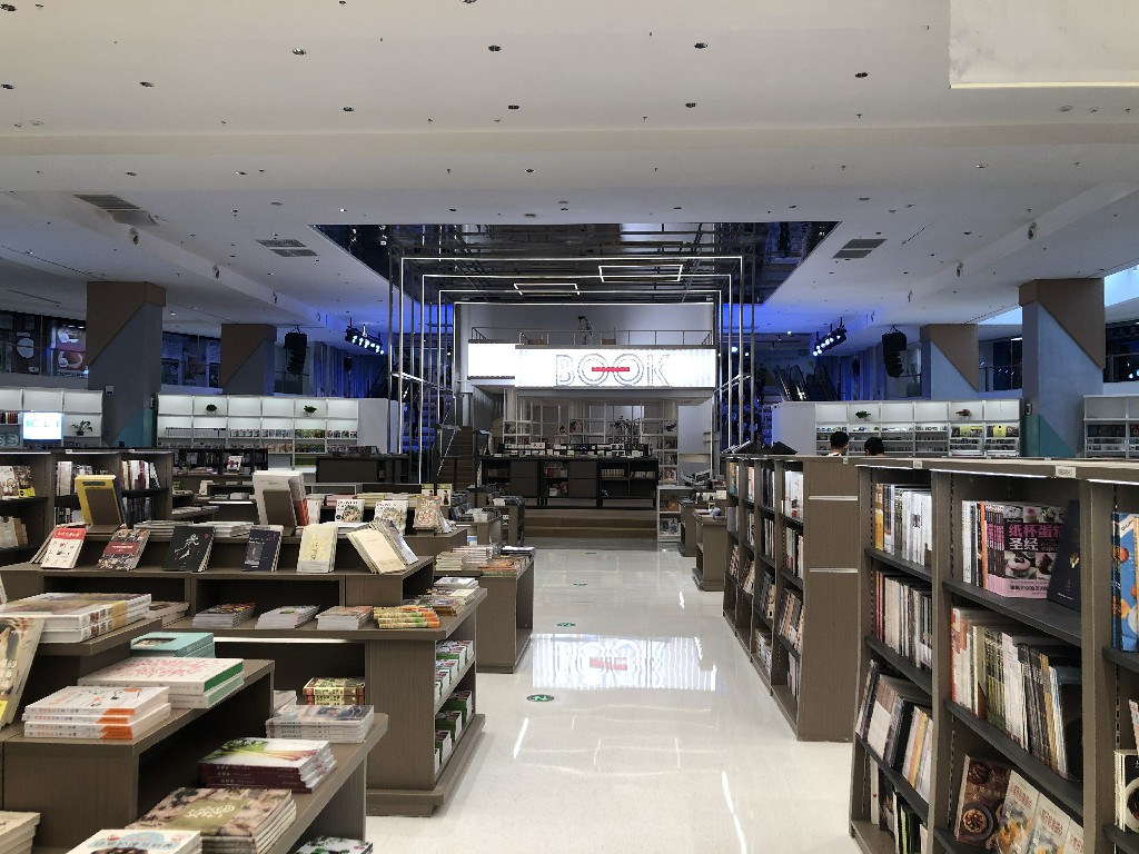 推女郎松果三点尽露视频