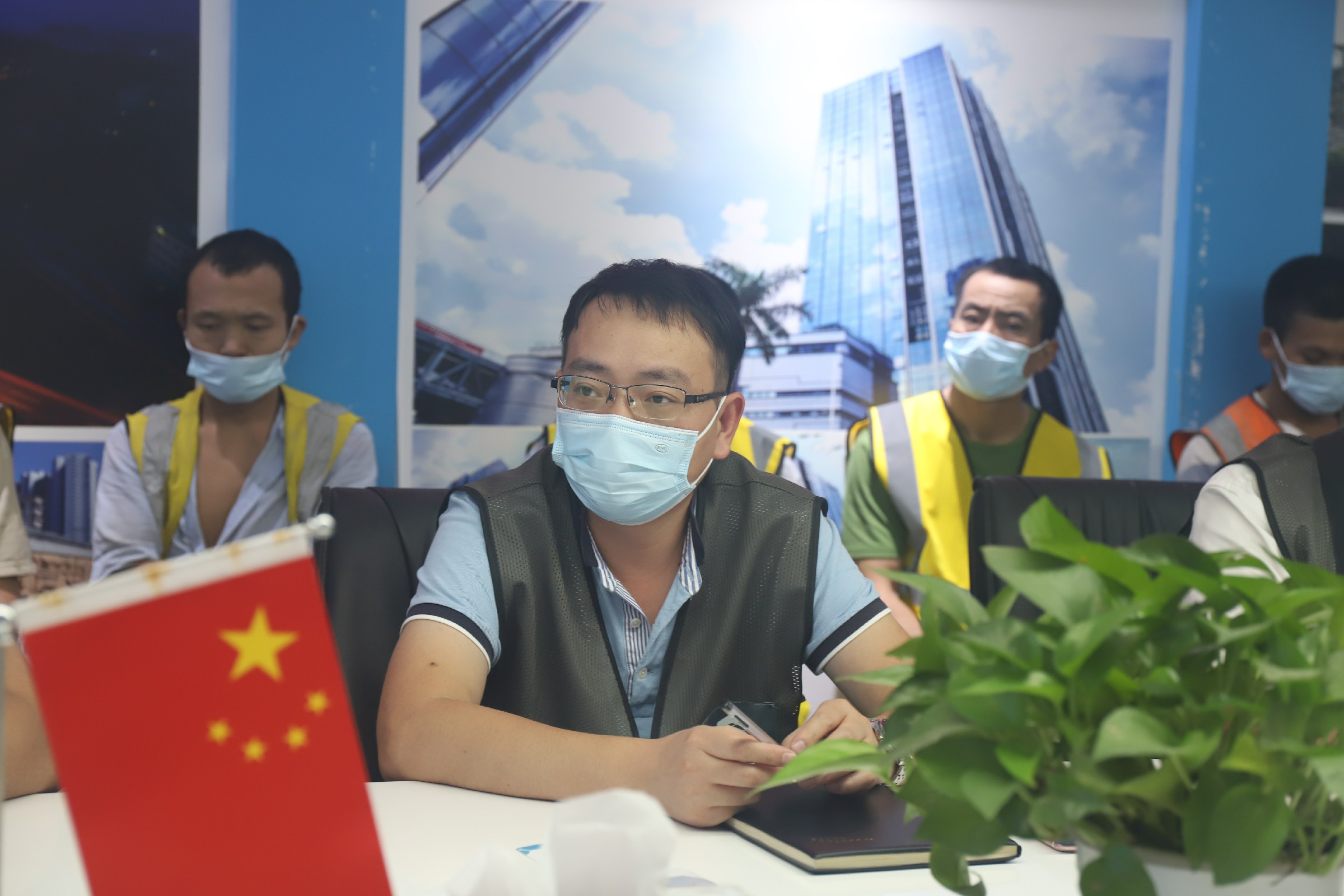 推女郎松果三点尽露视频