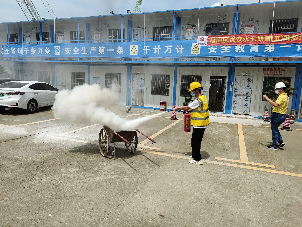 推女郎松果三点尽露视频