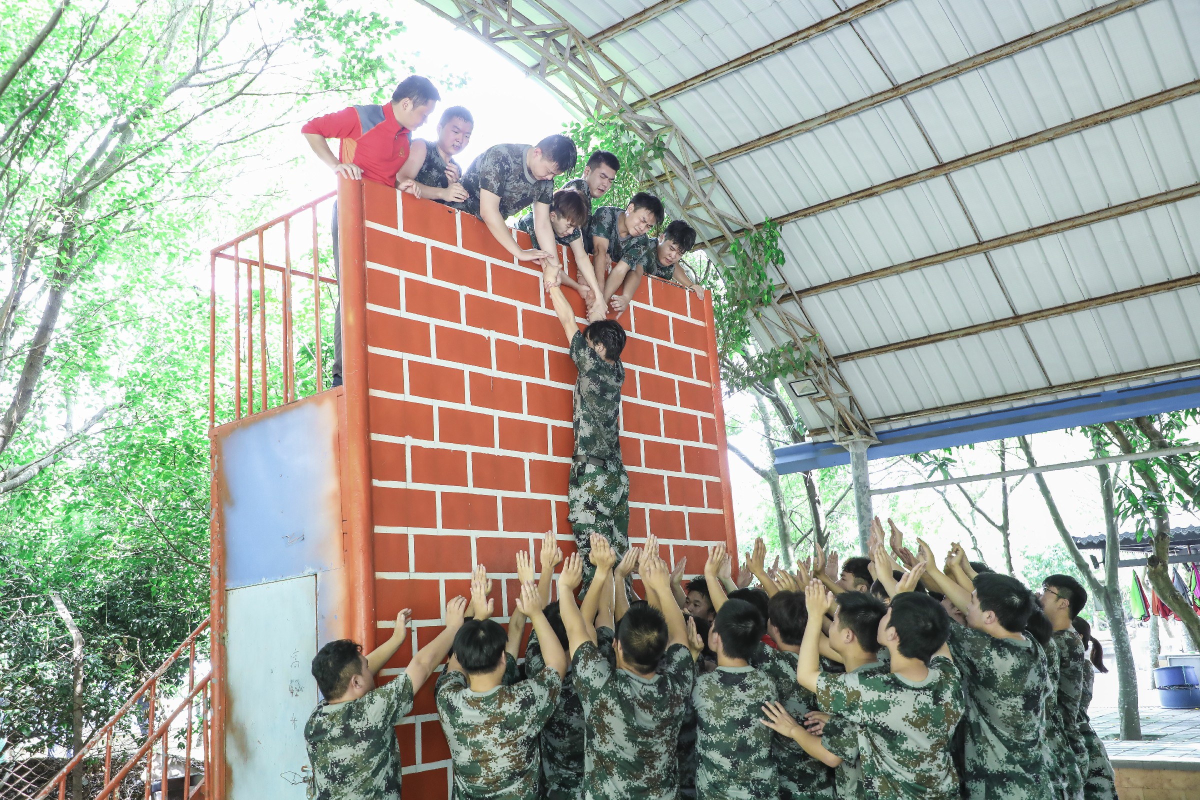 推女郎松果三点尽露视频