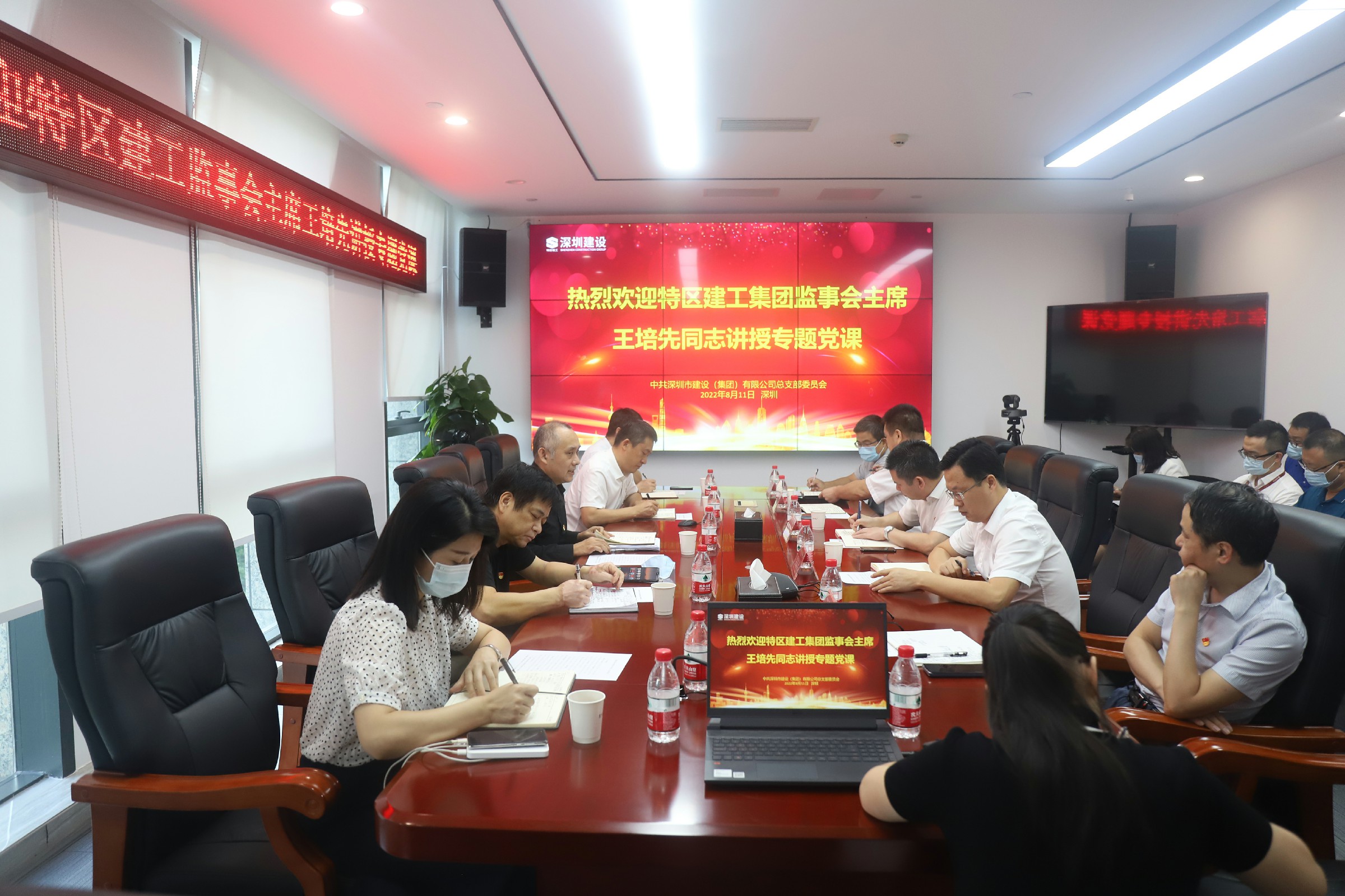 推女郎松果三点尽露视频