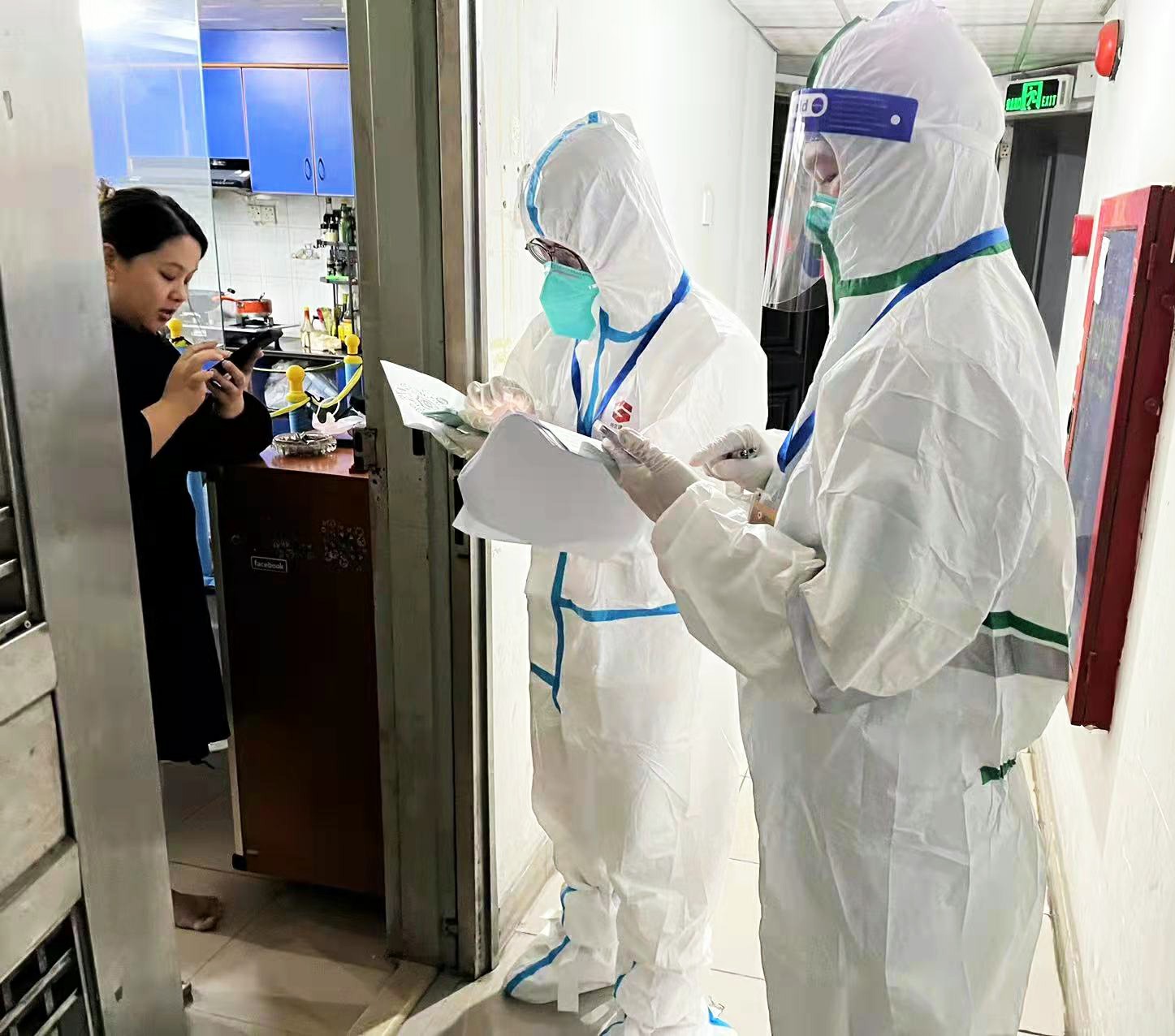 推女郎松果三点尽露视频