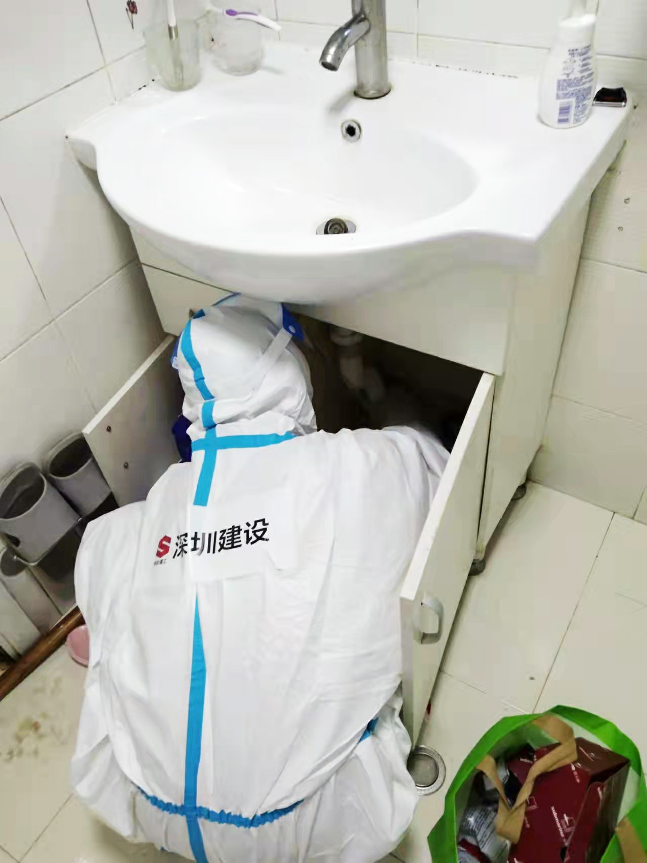 推女郎松果三点尽露视频