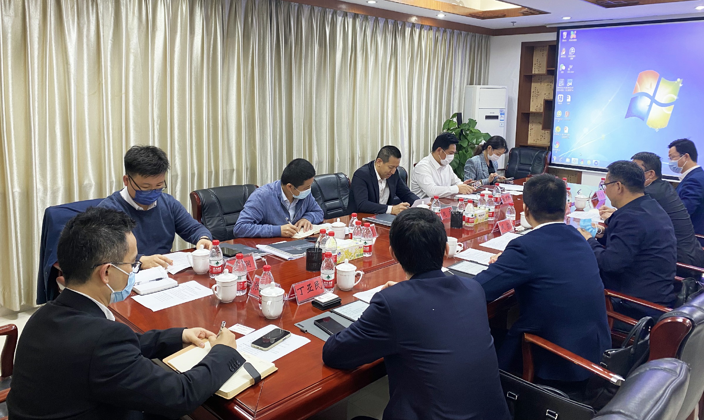 推女郎松果三点尽露视频