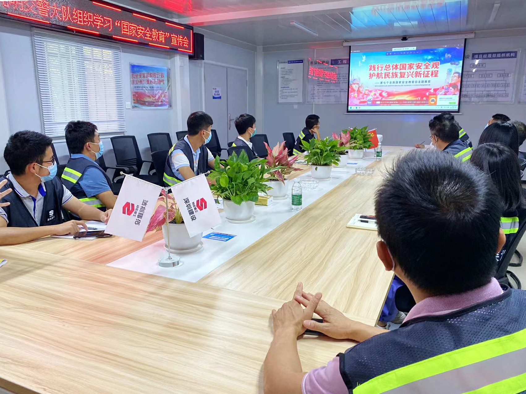 推女郎松果三点尽露视频