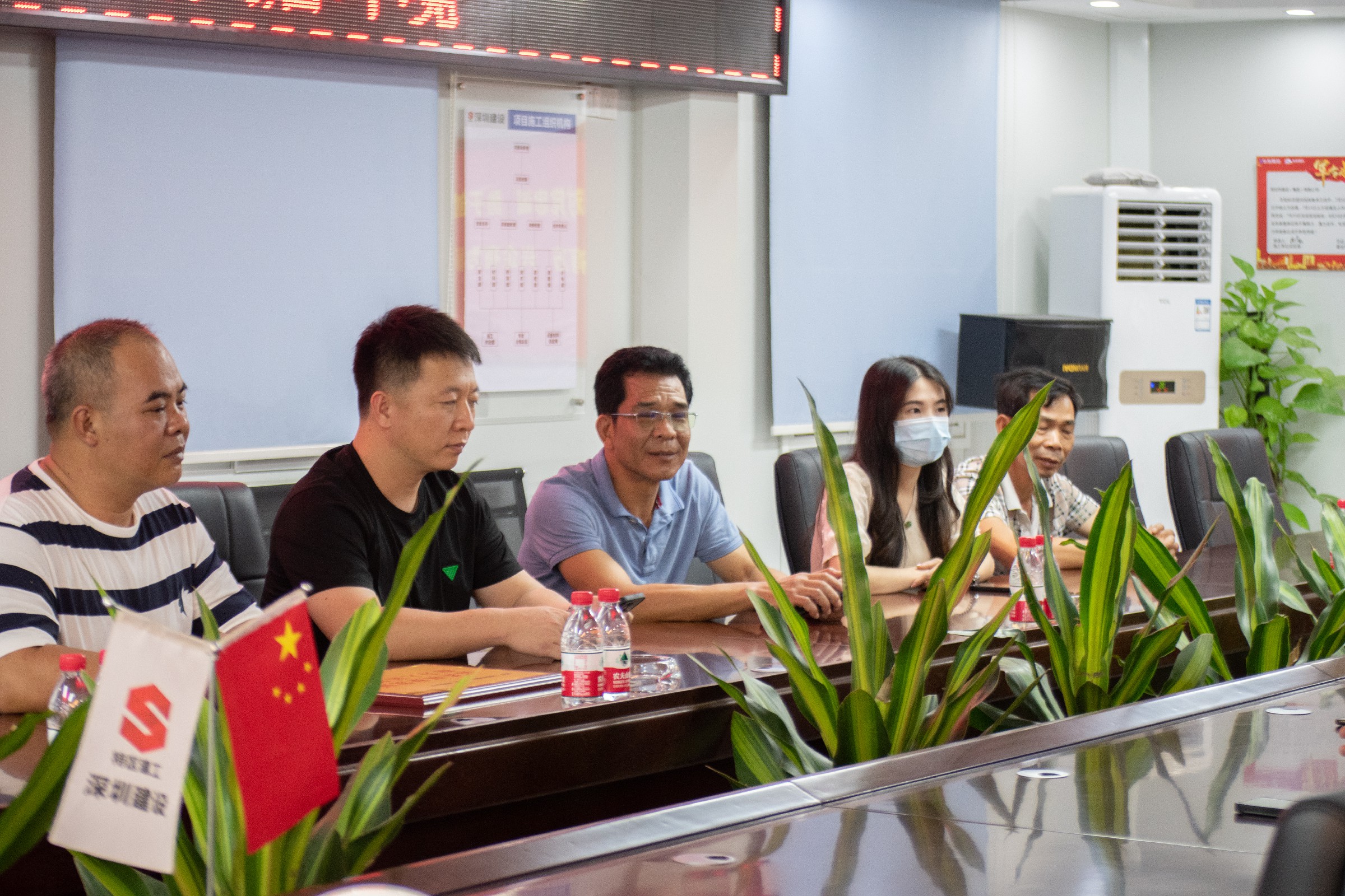 推女郎松果三点尽露视频