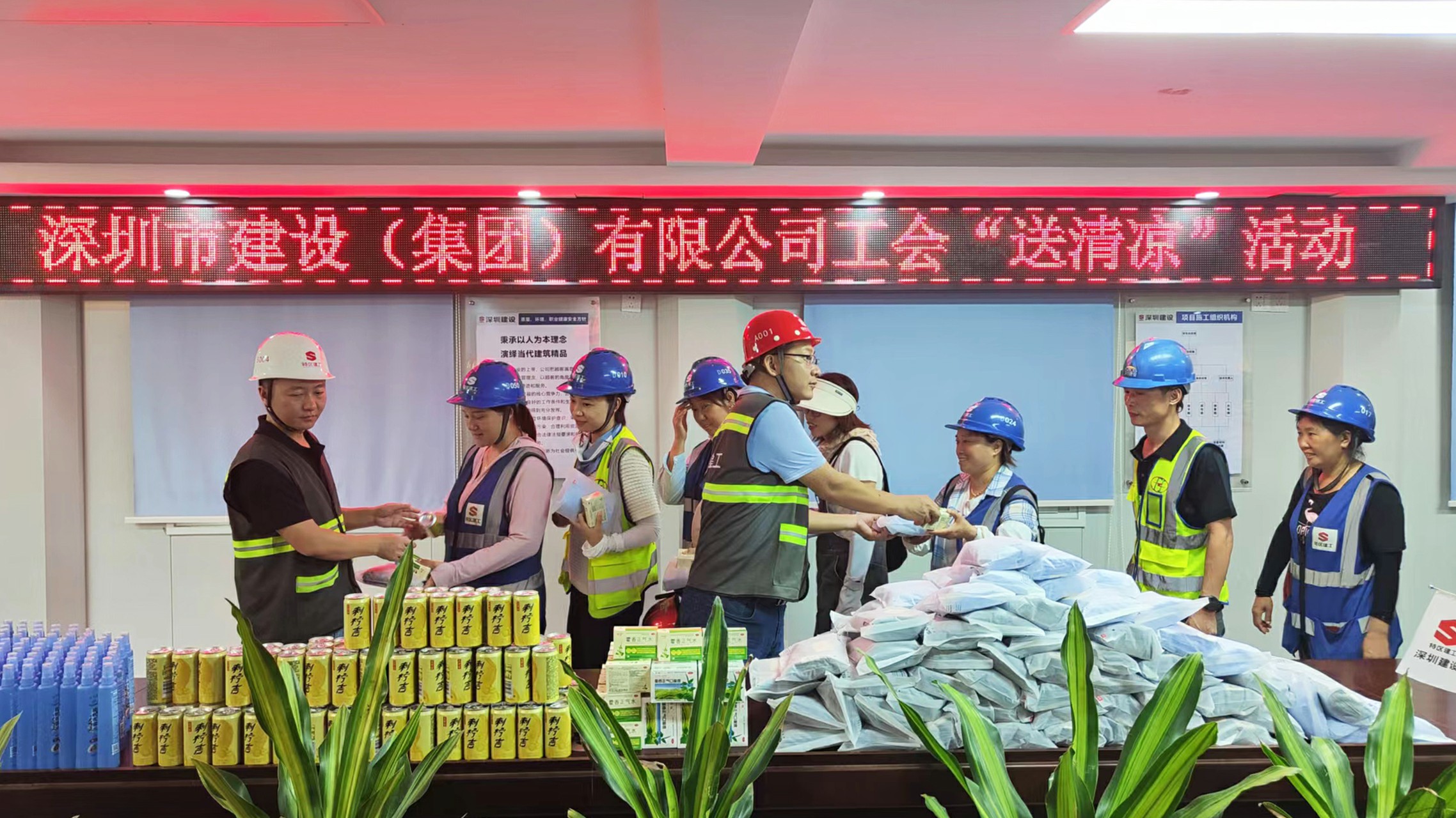 推女郎松果三点尽露视频