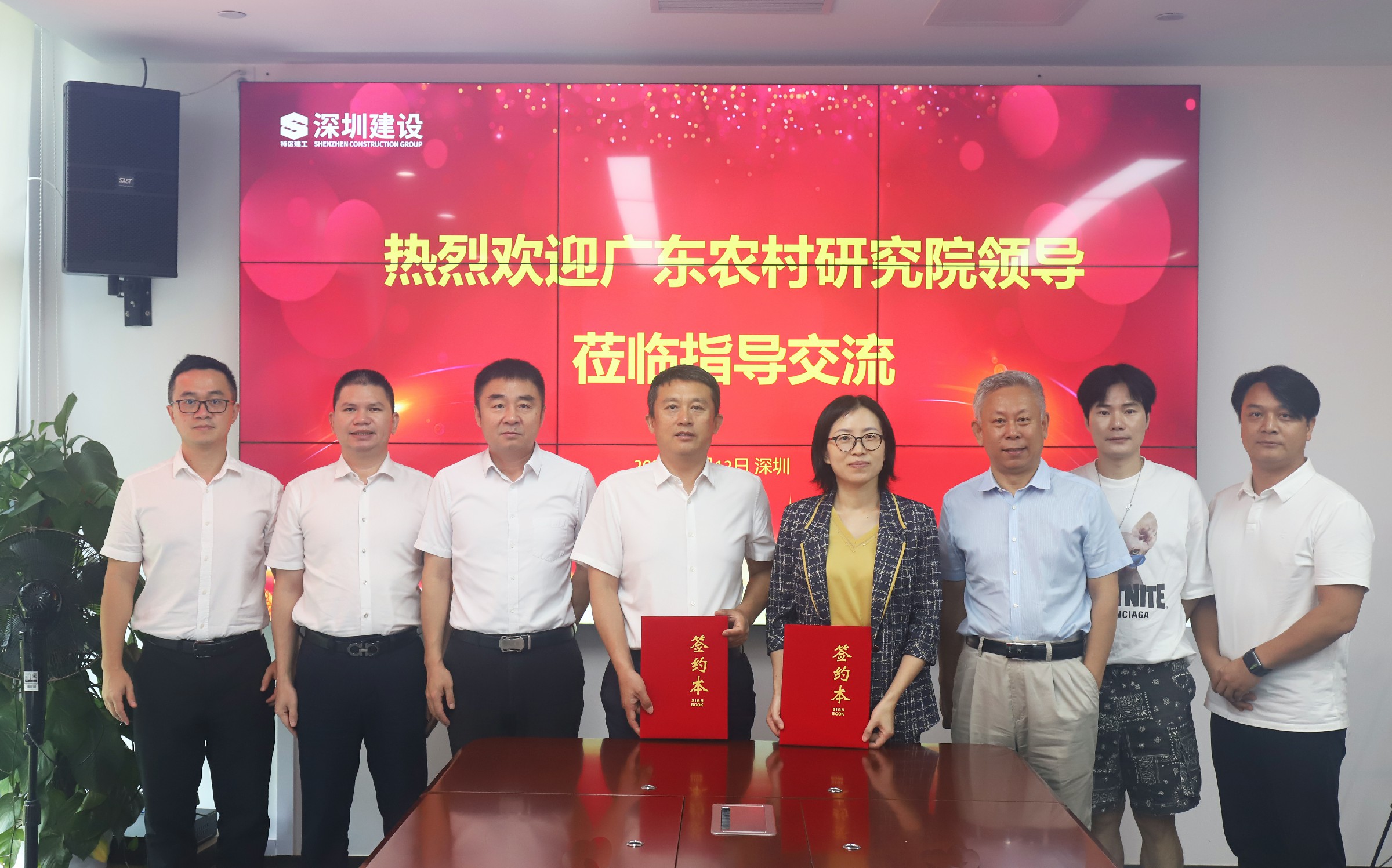 推女郎松果三点尽露视频